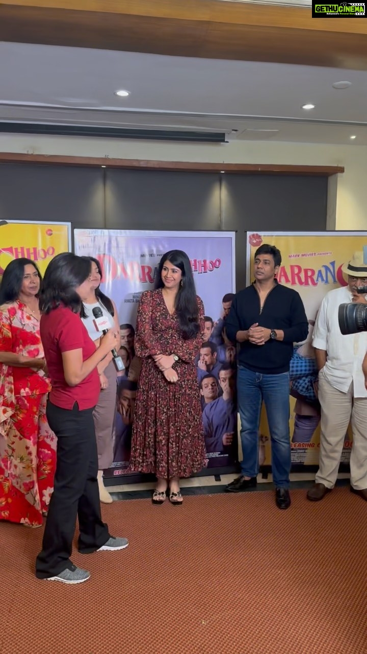 Ankita Bhargava Patel Instagram - And that was our Mumbai Media Meet ! #DarranChhoo @karan9198 @ankzbhargava @actormanojjoshi @saanandverma @smiritikalra5 @ashutosh_ramnarayan @titiksha.shri @sanjaysankla @kiranbhargava58 @abhaybhargava55 @bharat_ratan @amitdolawat @nakash_aziz @diikshanagpal @sureshbeesaveni @amjadnadeemaamir @rahialaukik @anusoru @nidhikurda @ritupathak_official @vijay_verma_1973 @rajeshmanthan99 @geetsagarofficial @anamik25 @tantiabani prasenjitlyton @zeemusiccompany @markmoviesofficial @mellowmellow @soapboxprelations @nadeemkhan22 @aamirkhan2916 @ravinderchoudhry6 @nakash_aziz @rahialaukik @thealamgirkhan @sinhavantika @neerajshridharofficial