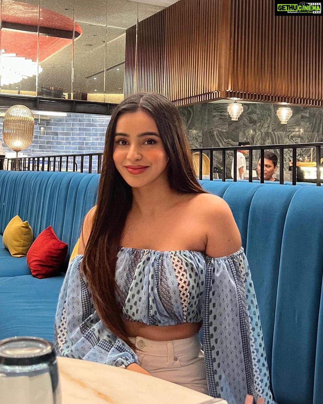 Ankitta Sharma Instagram - Lunch date w/ the sister at the lovely @gomamumbai 🩵