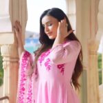 Ankitta Sharma Instagram - 🩷🌸