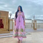 Ankitta Sharma Instagram - “आफतों के दौर में, चैन की घड़ी है तू..” “Aafaton k daur mein, chain ki ghadi hai tu..” Wearing @thebairaas
