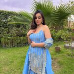 Ankitta Sharma Instagram - Saadi akhaan vicho neendran udaake, te khore maahi kithe reh gaya? 🩵