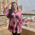 Ankitta Sharma Instagram - 💜💜💜 Wearing @theboozybutton