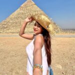 Ankitta Sharma Instagram – Lost in the wonders of Egypt.. 🧿

#pyramidsofgiza #Egypt @goldcoastfilmsofficial Pyramid,Giza,Egypt