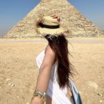 Ankitta Sharma Instagram - Lost in the wonders of Egypt.. 🧿 #pyramidsofgiza #Egypt @goldcoastfilmsofficial Pyramid,Giza,Egypt