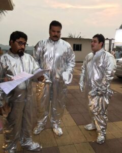 Ansha Sayed Instagram - This sequence was shot in Madh with that suit which was acting like a convention oven during summers and the location being so close to the sea, the day was humid and the evenings were equally humid.
From getting the lines to wiping the sweat, from rushing for the shot to  being hungry  as evenings cal for a quick cup of chai..
The assistants and the actors have a great deal of work to do.
And when these 3 get together 
@narendragupta22 @dayanandshetty8 @ajay.nagrath there is no need of a retake, in spite of Daya sir and Ajay being the most notorious ones of the lot 😉 

Thanks @pahisweety.143 for this beautiful memory