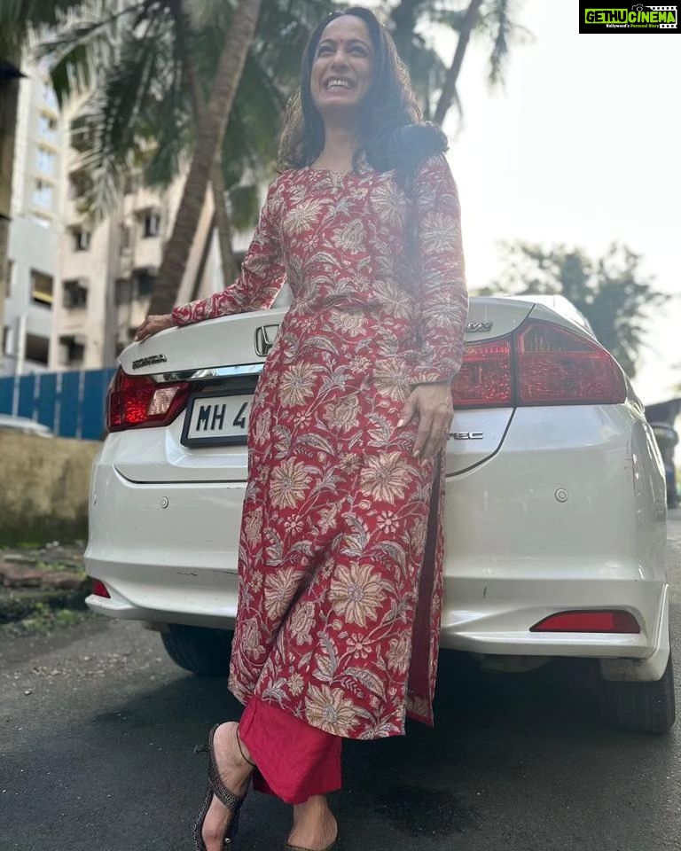 Ansha Sayed Instagram - Nothing beats festive mood and Indian attire 🌟