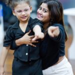 Ansiba Hassan Instagram - Kids are always the biggest treasure😘 they will make us feel comfortable joyful confident innocent……….. This rowdy baby DUA literally made me feel like I was relaxed and happy 😍 Thanks to her mom @rj_rafa_duaa for taking this little angel to us. Thank you 📷 @manoshgeethasivaram ❤️