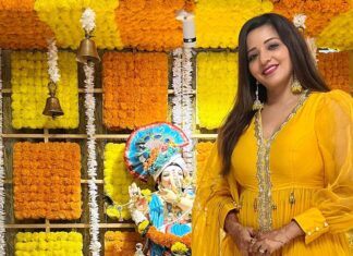 Antara Biswas Instagram - Ganpati Bappa Morya 🙏…