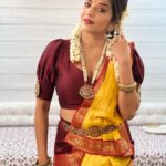 Antara Biswas Instagram - 🙏🙏… Cause I Love My Look 💓💓…. Mua: @harishsalvimua Hairstyling: @shab_qureshi786 Photo: @deepakpathak663 #indian #look #bengali #saree #love