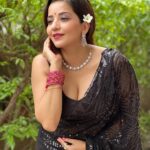 Antara Biswas Instagram – ♠️♣️…. Black…

Styled by : @stylingcityy 
Wearing: @readiprintfashions
@indianweddingsaree