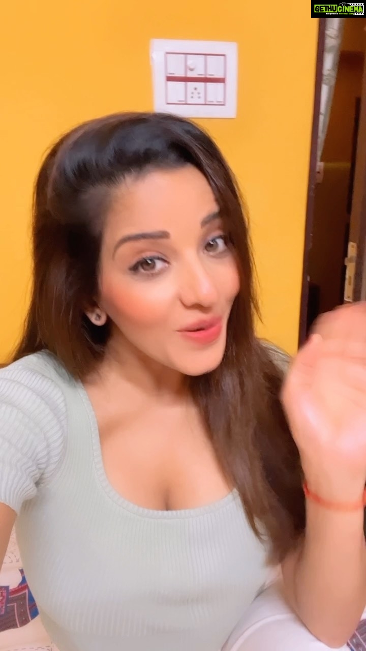 Antara Biswas Instagram - Mera Har Baar Sirf Mann Hi Karta hai to travel anywhere… everywhere, love to explore… “ but “… #travel #theworld #travelgram