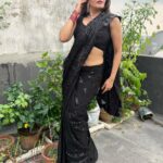 Antara Biswas Instagram – ♠️♣️…. Black…

Styled by : @stylingcityy 
Wearing: @readiprintfashions
@indianweddingsaree