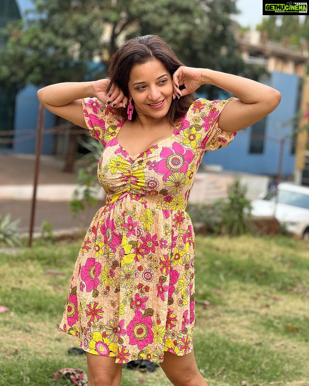 Antara Biswas Instagram - Happiness Held Is The Seed … Happiness Shared Is The Flower 🌸….