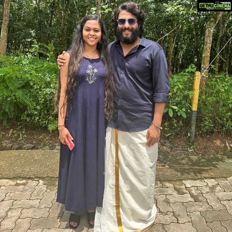 Antony Varghese Instagram - എല്ലാവർക്കും തിരുവോണാശംസകൾ❤️