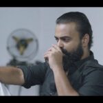 Antony Varghese Instagram - അശോകനെ കാണാൻ നേരിട്ടത്തി ചാക്കോച്ചൻ..!! Devised, Envisioned & Captured by @snakeplant.in . . . . . . . . . . . . . . . . . . . . @chaaverthemovie @tinu_pappachan @kunchacks @antony_varghese_pepe @arjun_ashokan @joymathew_artist @arunnarayan01 @venukunnappilly @just_in_varghese @jintolight_worker @_manoj_k.u @rjanuroop @sajingopu @sunil.singh1981‌ @arunnproductions @kavyafilmcompany @thinkmusicofficial #chaaverTheMovie #chaaverMovie #chaver #chaverTheMovie #chaaverMovie #tinupappachan #TinuPappachanMovie #chackochan #kunchakoBoban #ArjunAshokan #AntonyVarghese #peppe #SajinGopu #ArunNarayan #VenuKunnappilly #JoyMathew #ArunNarayanProductions #KavyaFilmCompany #JustinVarghese #ThinkMusicIndia #SeptemberRelease #comingSoon #October5release #SnakeplantLLP © Snakeplant LLP