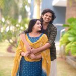 Anu Sithara Instagram – 👩‍❤️‍👨👫
Click by @nimisha_sajayan ❤️