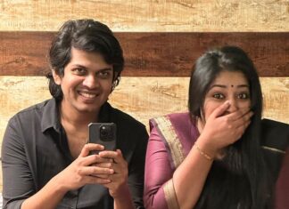 Anu Sithara Instagram - Happy wedding anniversary to us 😄 8 years of ❤️ @vishnuprasadsignature @anu_sithara