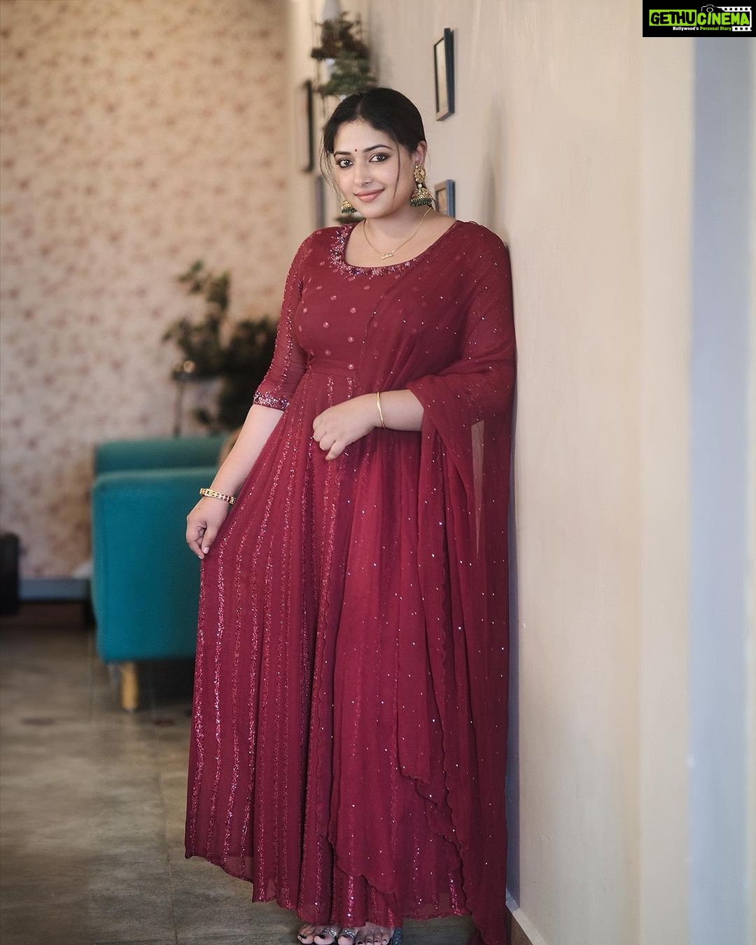 Anu Sithara Instagram - 👗 @paris_de_boutique