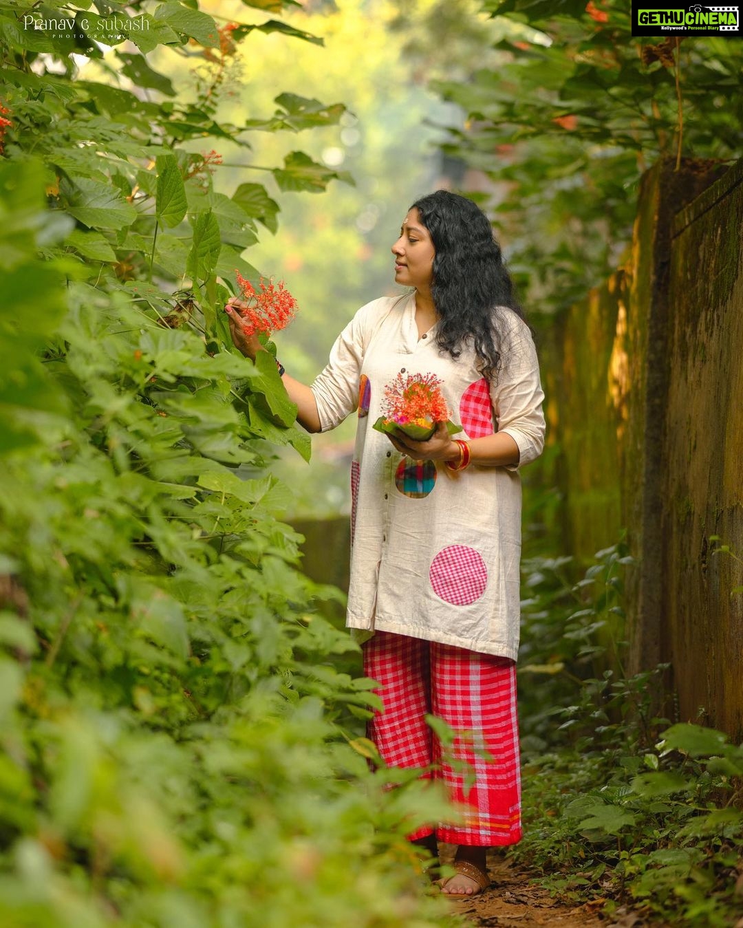 Anumol Instagram - The most interesting part of Onam is Pookkalam β plucking flowers and crafting an instant masterpiece with what's available. πΌπΈπΊ Onasadhya and Pookkalam are my absolute favorite Onam traditions. And of course, new clothes! Back in school, Onam was the time we eagerly awaited, planning a whole year for that special outfit. ποΈβ¨ I'm donning a dress from @145east that beautifully mirrors the essence of those charming pookkalam designs. πΌπ I'd like to remind all of you to explore @145east 's incredible collection and make sure to use my code ANUMOL15 to enjoy a splendid 15% discount! ποΈπ Am wearing a Fiesta Polka Dress and Red Palazzo @145east πΈ @pranavcsubash_photography #FashionFinds #OnamTraditions #ANUMOL15 #PookkalamArt #Onasadhya #NewClothes #FestiveJoy #happyonam #AnuYathra #anumol Rayiranellur,Naduvattam