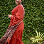Anumol Instagram - Wrapped in elegance and heritage. Just casually sareeing my way through the day. 💃🌺 Check tags for details ! #SareeLove #IndianTradition #CasuallySareeing #EthnicChic #SareeStyle Kalamassery, India
