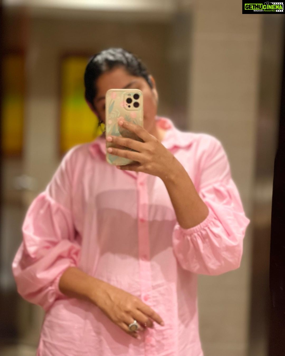 Anumol Instagram - Life isn’t always clear and focus. #UncertaintyOfLife #BlurryMoments #FindingMyFocus #LifeJourney #EmbracingAmbiguity #ClarityInChaos #NavigatingTheUnknown #UnfoldingDestiny #PathWithNoMap #EmbracingTheMystery #SeekingBalance #LivingInTheGray #FindingMyWay #AdaptingToChange #EmbraceTheUnexpected #JourneyOfDiscovery #EmbracingTheUnpredictable #RidingTheWavesOfLife #NavigatingLifeChallenges #TrustTheProcess Kalamassery, India