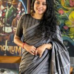 Anumol Instagram - The @roukabysreejithjeevan Saree, with its unique blend of elegance and contemporary flair, has truly stolen my heart. @nattupaathakal click #moviepromotionlooks #pendulumreleasing #anumol #anuyathra #roukasaree