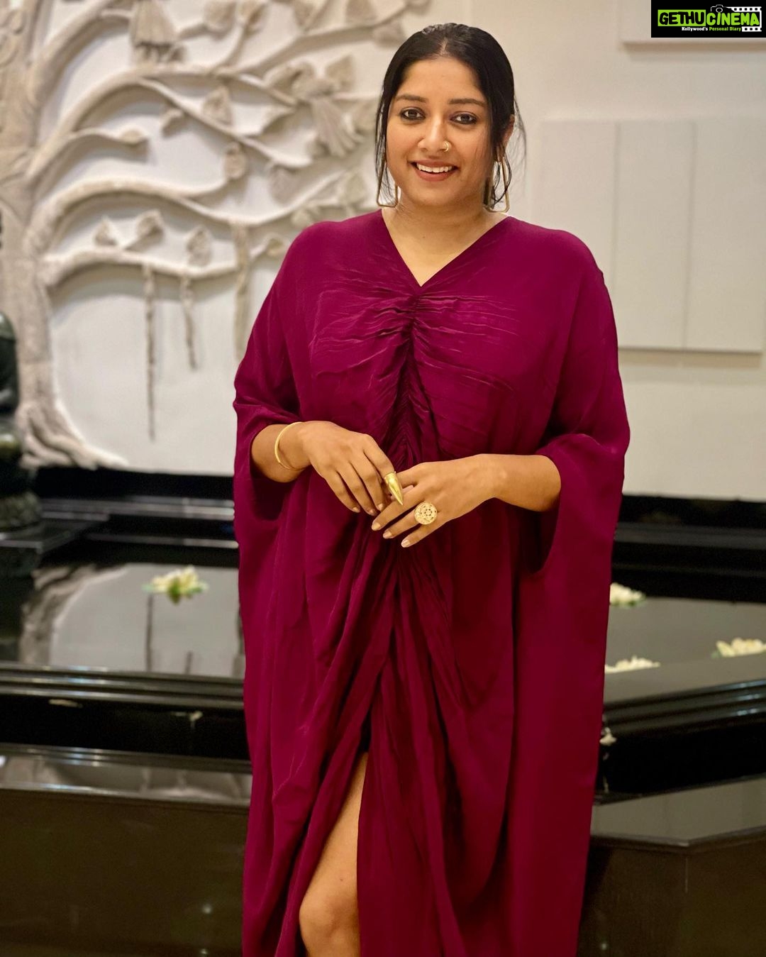 Anumol - 8.5K Likes - Most Liked Instagram Photos