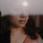 Anumol Instagram - അഗ്നി.. എന്‍ കരങ്ങളെ തളയ്ക്കും വിലങ്ങുകള്‍ അടിച്ചു തകര്‍ക്കുവാന്‍ ഉരുക്കു കൂടം വാര്‍ക്കുമഗ്നി എന്‍ സ്വരങ്ങളെ നൃത്തമാടിയ്ക്കും വീണക്കമ്പികള്‍ ഘനലോഹഹൃത്തില്‍ നിന്ന് ഇഴകളെയായ് നൂത്തെടുക്കുമഗ്നി. അഗ്നി.. - ഒ എൻ വി Inframe @anumolofficial Shots in @sonyalphain Costume @byhand.in Production @palettemedia #photostory #photoseries #photowalk #conceptshoot #portraitphotography #anumol #actress #kerala Kerala, India