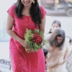Anumol Instagram - Happily presenting @naithu_naithu to you all.. All the best @shrutyprasanth so glad that I could be a small part of your dream.. I have seen you working soo hard for this.. Ellam nannayi varum ❤️🧿🪬 Friends, please check out @naithu_naithu at megamall Ottapalam for all your handloom search.. Wearing @seamstress_india @saneshphotography click @syamkumar_ms cuts #anumol #anuyathra #events #inauguration #ottapalam #naithukada #supporthandloom #womenentrepreneurs #spreadhappiness #peace✌️ Mega Mall,ottapalam