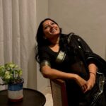 Anumol Instagram - Laughing, chatting, sipping tea, With my girl bestie, just her and me. No drama, no stress, just pure delight, We laugh and chat away the hours. @eva_pavithran 🪬🧿🪬🧿🪬🧿❤️ @eva_pavithran ‘s clicks Wearing @dipalidesigners saree Location @portmuziriskochi #BFFs #GirlsNight #FriendshipGoals #GoodVibesOnly #bestieisintown #anumol #evapavithran