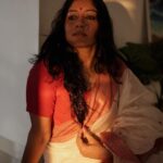 Anumol Instagram - അഗ്നി.. എന്‍ കരങ്ങളെ തളയ്ക്കും വിലങ്ങുകള്‍ അടിച്ചു തകര്‍ക്കുവാന്‍ ഉരുക്കു കൂടം വാര്‍ക്കുമഗ്നി എന്‍ സ്വരങ്ങളെ നൃത്തമാടിയ്ക്കും വീണക്കമ്പികള്‍ ഘനലോഹഹൃത്തില്‍ നിന്ന് ഇഴകളെയായ് നൂത്തെടുക്കുമഗ്നി. അഗ്നി.. - ഒ എൻ വി Inframe @anumolofficial Shots in @sonyalphain Costume @byhand.in Production @palettemedia #photostory #photoseries #photowalk #conceptshoot #portraitphotography #anumol #actress #kerala Kerala, India