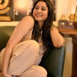 Anumol Instagram - Unlove me…. I dare you 😎🧿🪬 @saneshphotography click #anumol #anuyathra #home #happyme #spreadhappiness Rayiranellur,Naduvattam