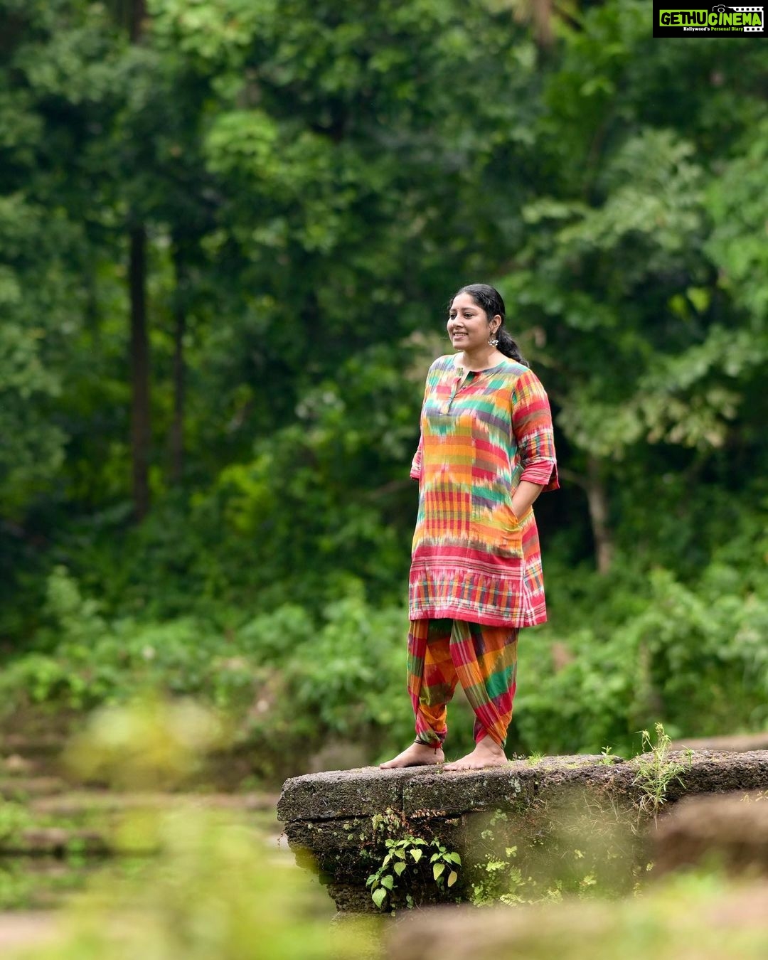 Anumol Instagram - My next look from @145east ’s Onam look book... 🌼🌈 I know the trend leans toward Kerala Kasavu sarees for Onam these days, but I remember when colorful dresses were all the rage, at least for me, about 5-6 years ago! 💃 Here's another stunning multicoloured set from @145east , The entire set comes with a tunic, dhoti pants and a dupatta made out of different gamchas all coming together that makes it look like a piece that you’ll not see anywhere else and it's super comfy too. Don't forget to use my code ANUMOL15 for a 15% discount on this dress. 🛍️✨ #OnamLook #ColorfulOnam #145EastFashion #ComfyStyle #DiscountCode #ANUMOL15 #Anumol #Anuyathra #gamcha Rayiranellur,Naduvattam