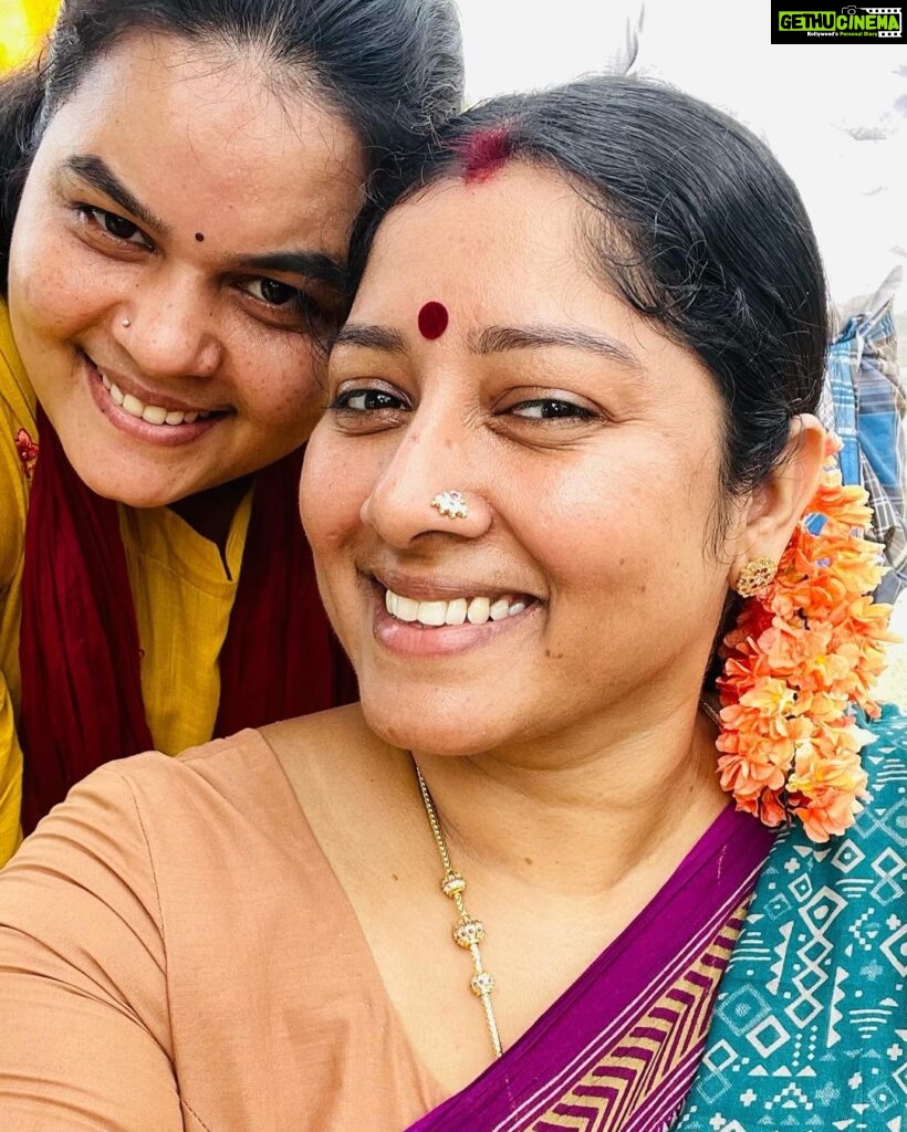 Anumol Instagram - Kuruvammal is a character that's close to my heart. Easily one of the best roles I've had the privilege to play. While performing accepting Kuruvammal was a challenge, as was bringing out the innocence she carried. None of this would have been possible without my amazing team - our director @anath_man , DOP @ra_ge_be6 , co-actors, Shinoj @shinoj_t_p (my personal make up assistant), and Team Ayali. Delivering dialogues in Puthukottai slang and learning Tamil was also equally difficult. Everything came out well, and I'm ever grateful for the support I received, and thanks to the production team @estrella_stories for taking good care of my comfort too.