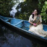 Anumol Instagram – Onam !

Wearing @dipalidesigners 
Clicks @rvrimpressions @palettemedia 
Necklace @abharanam 
MUA @soumyashyam_makeupartist 
And my all support @nattupaathakal 

#Onam #OnamFestival #Kerala #Pookalam #Sadya #OnamCelebration #OnamVibes #HarvestFestival #TraditionalAttire #CulturalHeritage #onam2023🌼🌼🌸 Valanthakad
