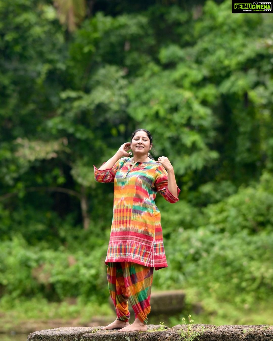 Anumol Instagram - My next look from @145east βs Onam look book... πΌπ I know the trend leans toward Kerala Kasavu sarees for Onam these days, but I remember when colorful dresses were all the rage, at least for me, about 5-6 years ago! π Here's another stunning multicoloured set from @145east , The entire set comes with a tunic, dhoti pants and a dupatta made out of different gamchas all coming together that makes it look like a piece that youβll not see anywhere else and it's super comfy too. Don't forget to use my code ANUMOL15 for a 15% discount on this dress. ποΈβ¨ #OnamLook #ColorfulOnam #145EastFashion #ComfyStyle #DiscountCode #ANUMOL15 #Anumol #Anuyathra #gamcha Rayiranellur,Naduvattam