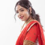 Anupama Gowda Instagram – Your Desi Gurllll😜

Styling: @tejukranthi 
Assisted by: @khushi_jagadisha 
Outfit : @nineonine_designstudio 
Jewellery: @bcos_its_silver 
PC: @raghavstudios