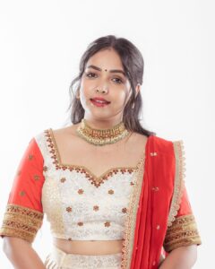 Anupama Gowda Instagram - Your Desi Gurllll😜 Styling: @tejukranthi Assisted by: @khushi_jagadisha Outfit : @nineonine_designstudio Jewellery: @bcos_its_silver PC: @raghavstudios