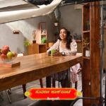Anupama Gowda Instagram - Luxury ಮನರಂಜನೆಯ ಜೊತೆ luck Changing ಗೇಮ್ ಅನ್ನು ಹೊತ್ತು ತರುತ್ತಿರುವ ಗೇಮ್ ಶೋ “ಸುವರ್ಣ Jackpot’’ ಪ್ರೋಮೋದ ಮೇಕಿಂಗ್ ವಿಡಿಯೋ! “ಸುವರ್ಣ Jackpot’’ ಶೀಘ್ರದಲ್ಲಿ. #Jackpot #NewRealityShow #StarSuvarna
