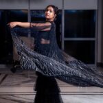 Anupama Gowda Instagram - Details 🫰🏻 Outfit: @kalasthreebytejaswinikranthi Designed and styled by : @tejukranthi @khushi_jagadisha Jewellery: @miabytanishq PC: @varun_mk