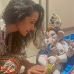 Anupriya Goenka Instagram - Rendezvous with Bappa! This is the first time I truly understood, felt and appreciated the meaning and power of Ganpati. Nothing but Love.. Witnessed two visarjans too for the first time - such a surreal experience - I can still feel the peace and the emotional moment I felt then. Thank you to everyone who invited us to their homes for darshan.. 🤗🤗 Happy Ganpati everyone - May Ganesha always keep you in his grace! #divine #love #blessings #ganpati