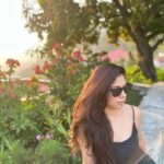 Anurita Jha Instagram - 🌈❤️🌱🥂 . . . . . . . . . . Pic @beri.roopali . . . . . . . . . . . . . . . .#insta #instagood #mood #instagram #instadaily #travel #anurittakjha