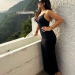 Anurita Jha Instagram - 🐝f 🐝🐝🐝🐝 . . . . . . . . . . . . . . . . . . . . . . . #insta #fun #live #love #travel