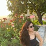 Anurita Jha Instagram - 🌈❤️🌱🥂 . . . . . . . . . . Pic @beri.roopali . . . . . . . . . . . . . . . .#insta #instagood #mood #instagram #instadaily #travel #anurittakjha