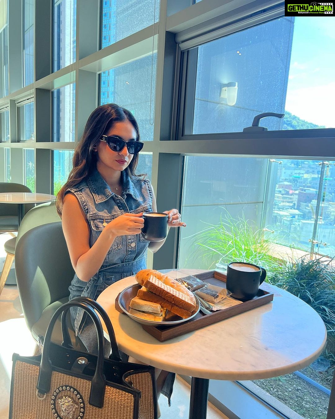 Anushka Sen Instagram - happy soul in seoul Seoul, Korea