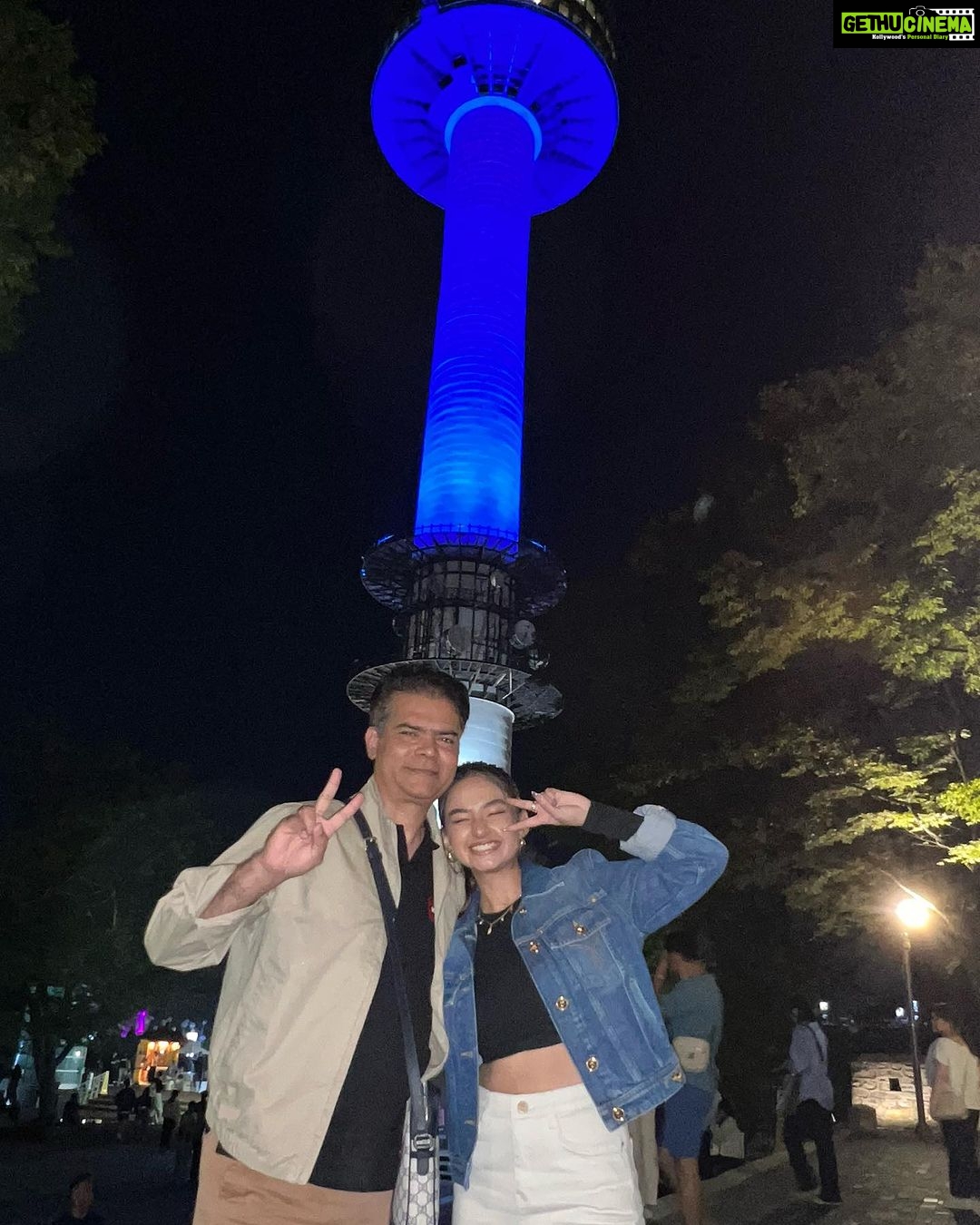 Anushka Sen Instagram - My fav place in Seoul π°π· NμμΈνμ - N SeoulTower
