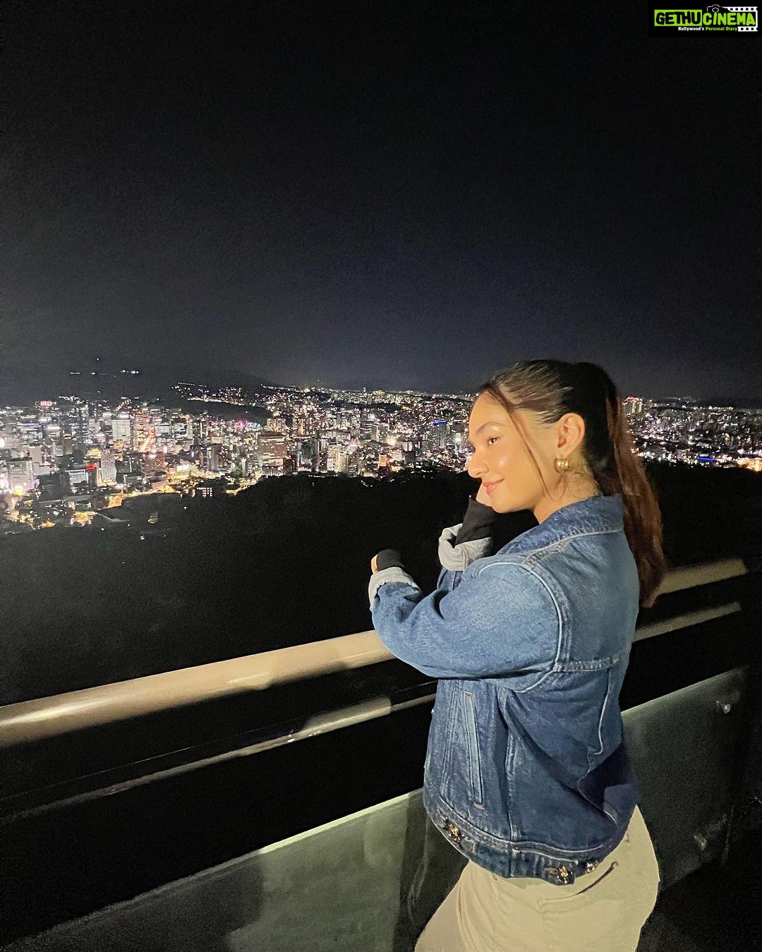 Anushka Sen Instagram - My fav place in Seoul π°π· NμμΈνμ - N SeoulTower