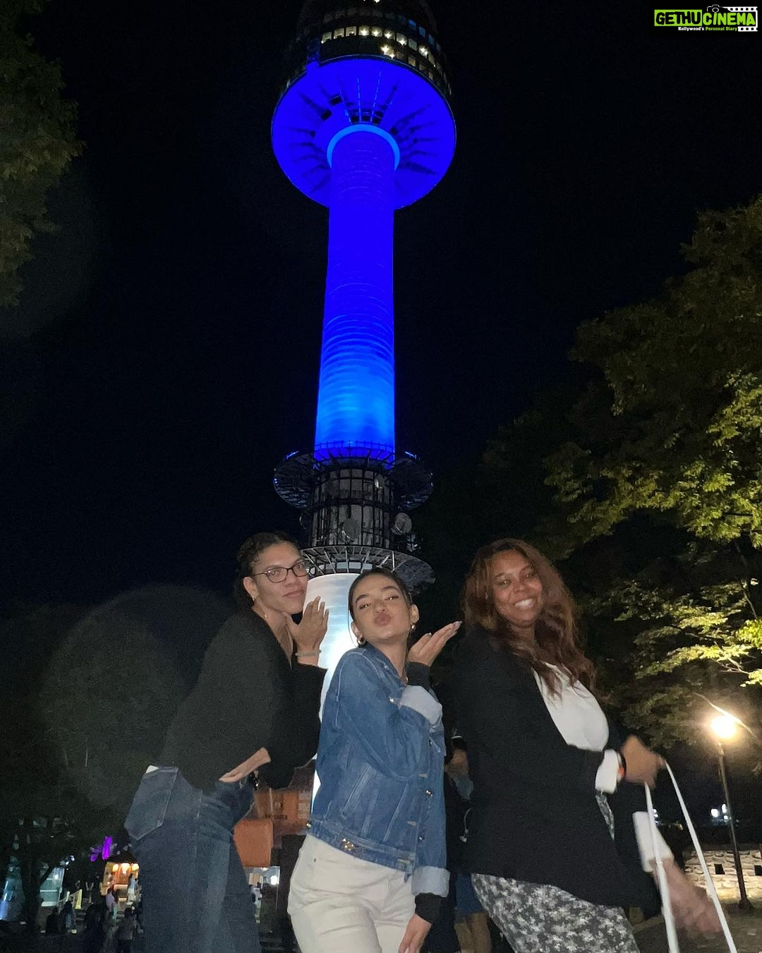 Anushka Sen Instagram - My fav place in Seoul π°π· NμμΈνμ - N SeoulTower