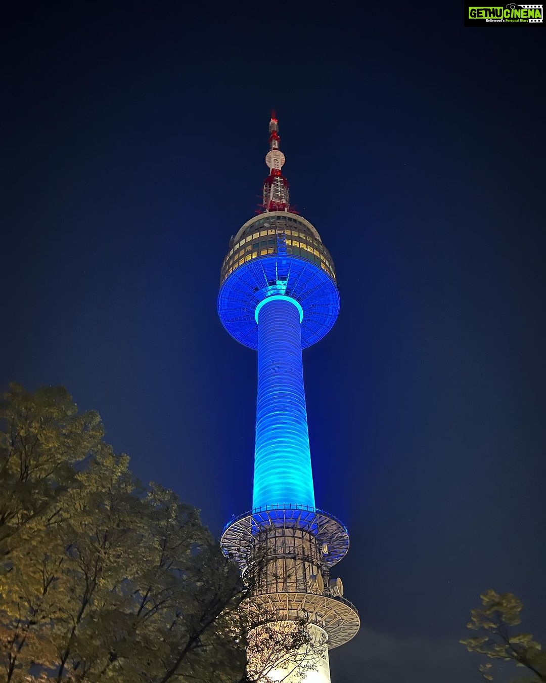 Anushka Sen Instagram - My fav place in Seoul π°π· NμμΈνμ - N SeoulTower