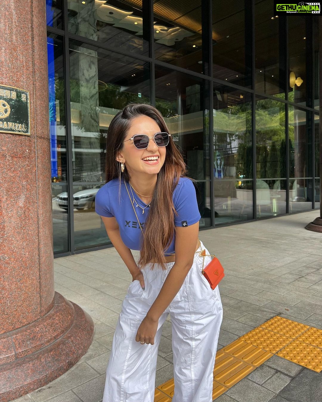 Anushka Sen Instagram - 🦥 Seoul, Korea
